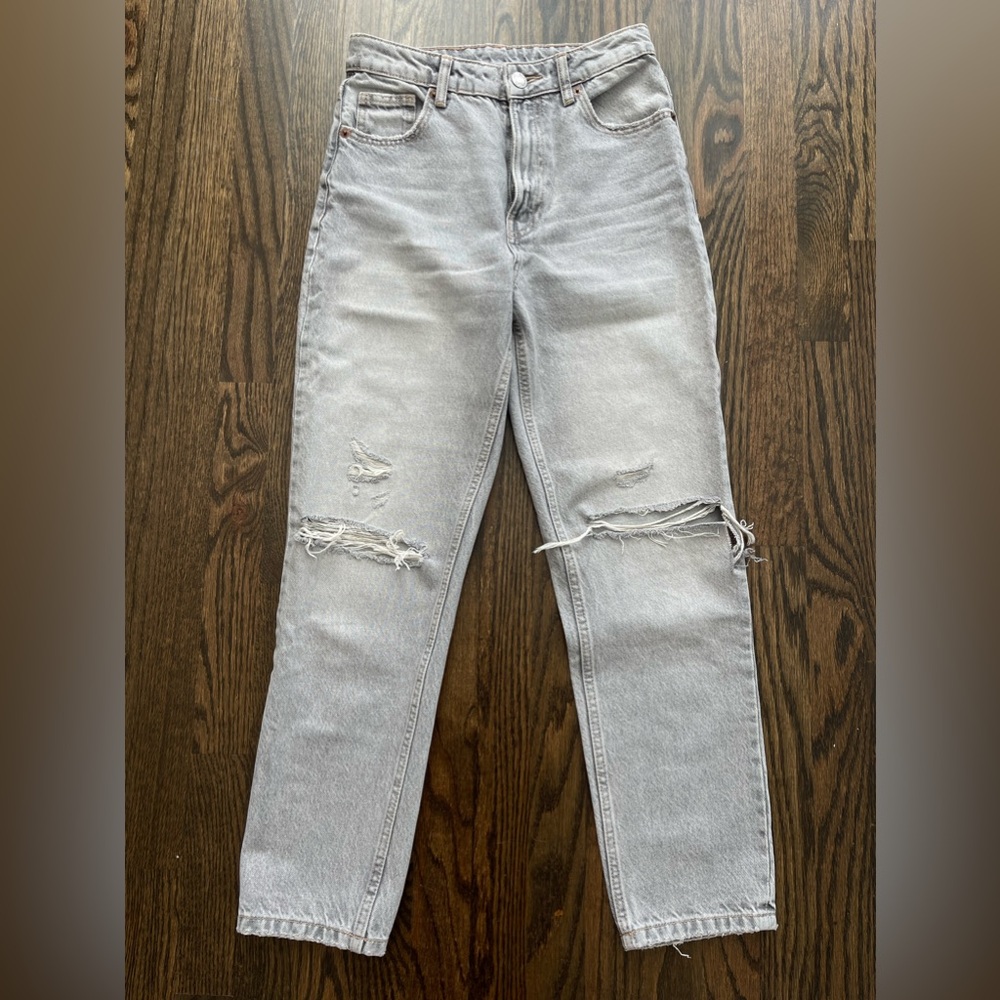 Women's jeans Zara, size USA 2,gray color